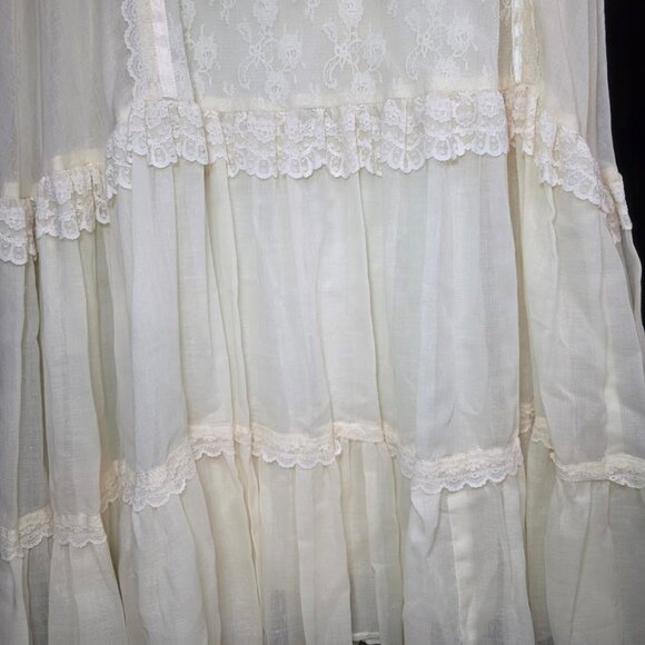 Vintage 1970s Gunne Sax by Jessica McClintock Lace Maxi Dress 5 - Picture 7 of 16